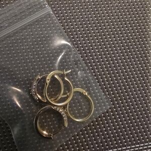 Elegant Gold Hoop Earrings